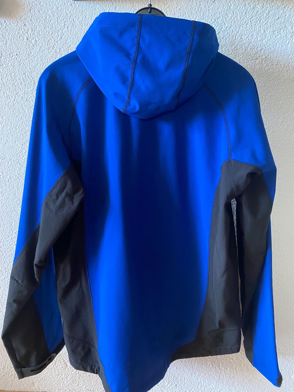 Helly Hansen Jacken: Helly Hansen Softschelljacke Gr.L – Gebraucht aus Madetswil von Belka19 1