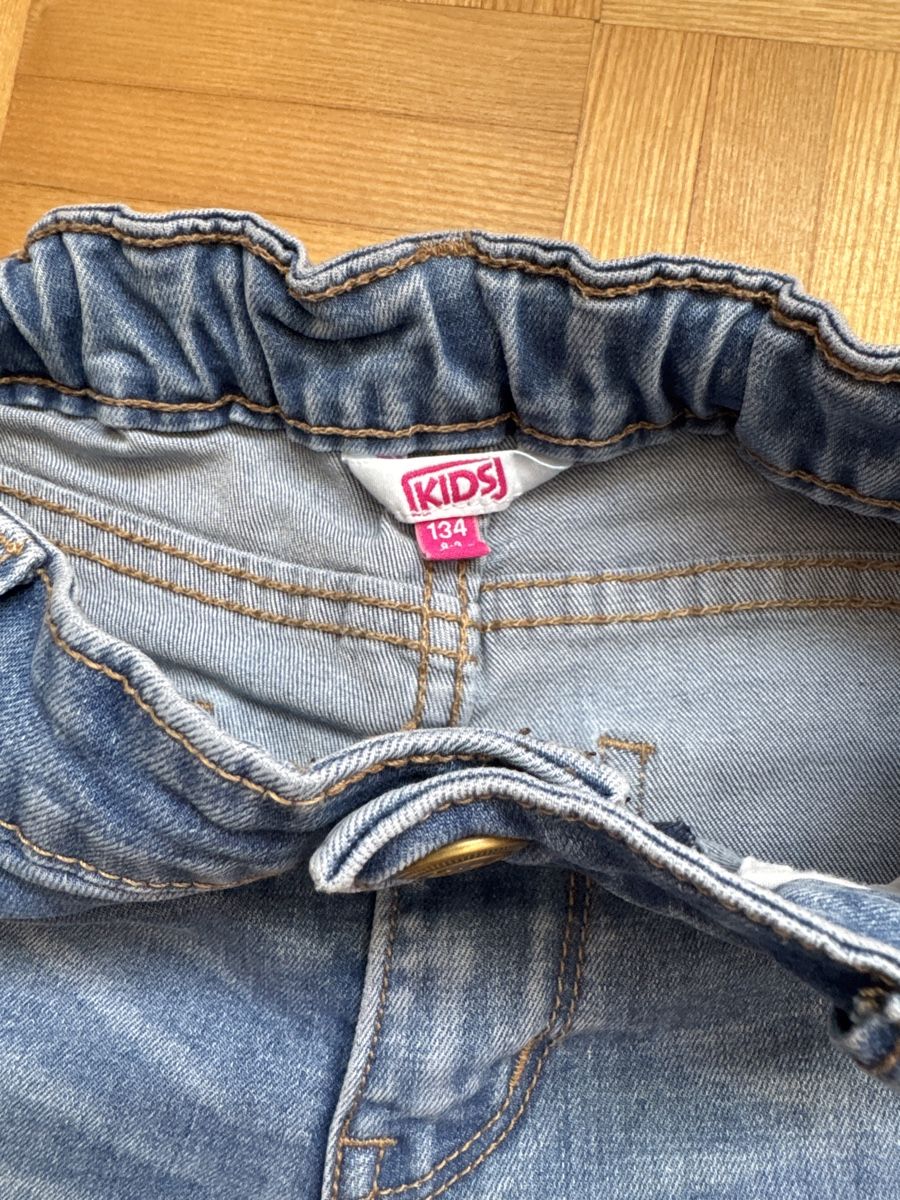 Hosen: Coole Mädchen Jeans Gr. 134 – Gebraucht aus Kilchberg ZH von Von_dutch 1
