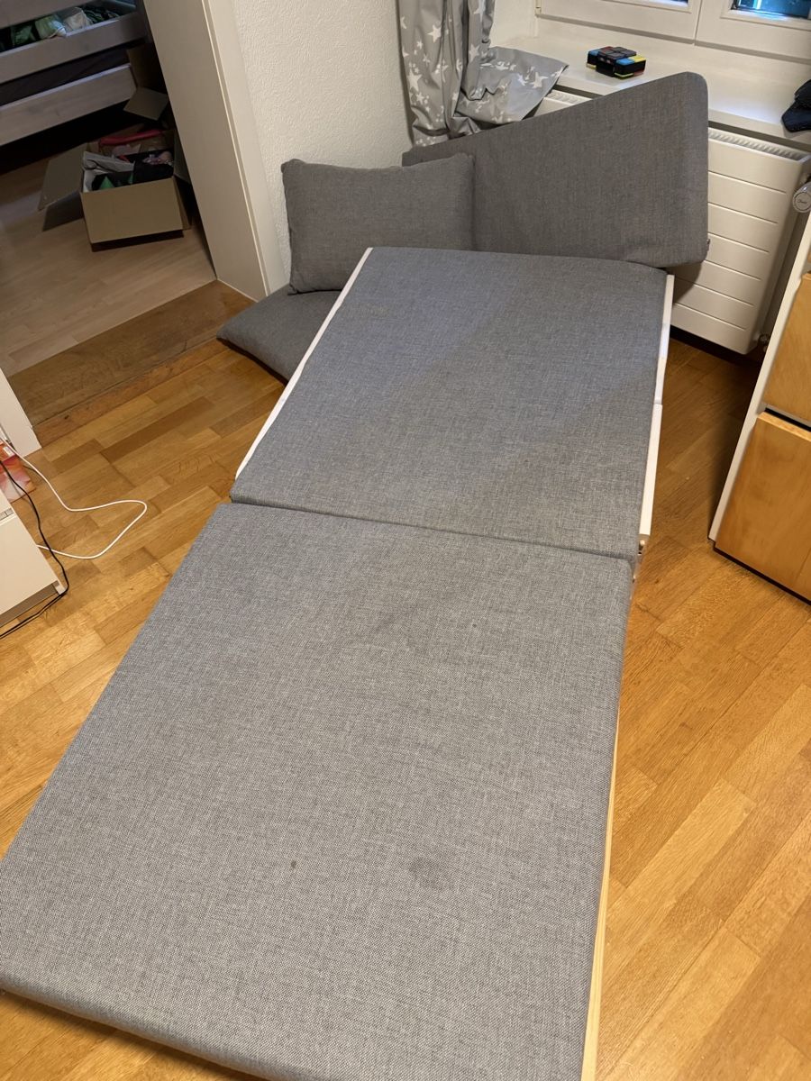 Lits: Flexa Classic weiss Bett 2 mit Sofa – D'occasion à Turbenthal par Orihime 2