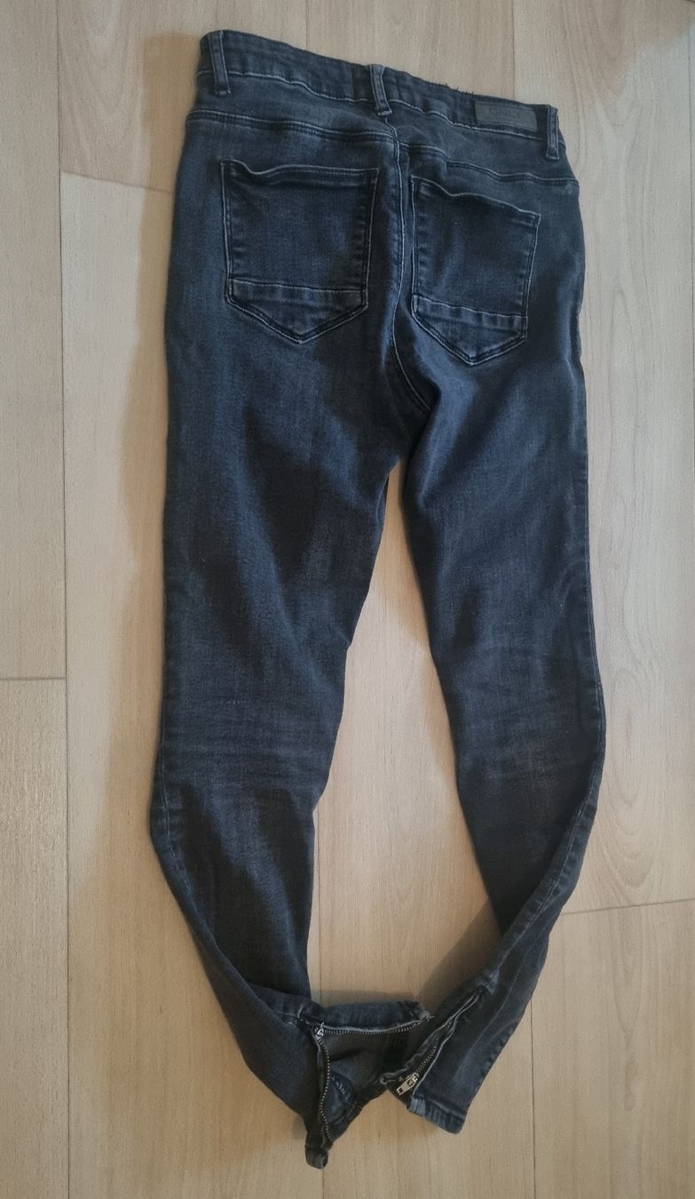 Only Jeans: ONLY Ankle Jeans Grösse 27/32 – D'occasion à Rorbas par Bettlee 2