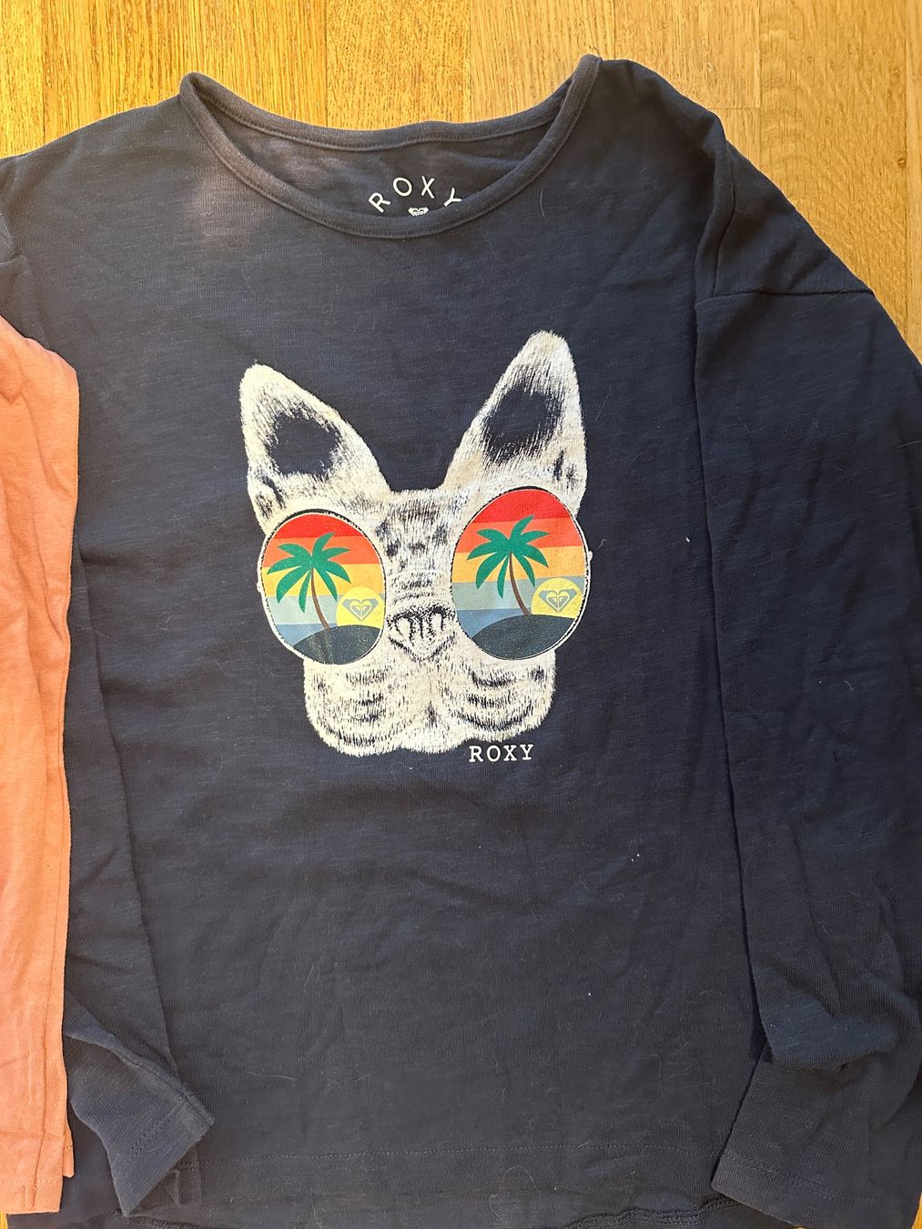 Guess Lotti & Set di vestiti: Roxy/Guess T-Shirt Set, Gr. 158-164 – Usato da Zürich venduto da JuliaSp 2