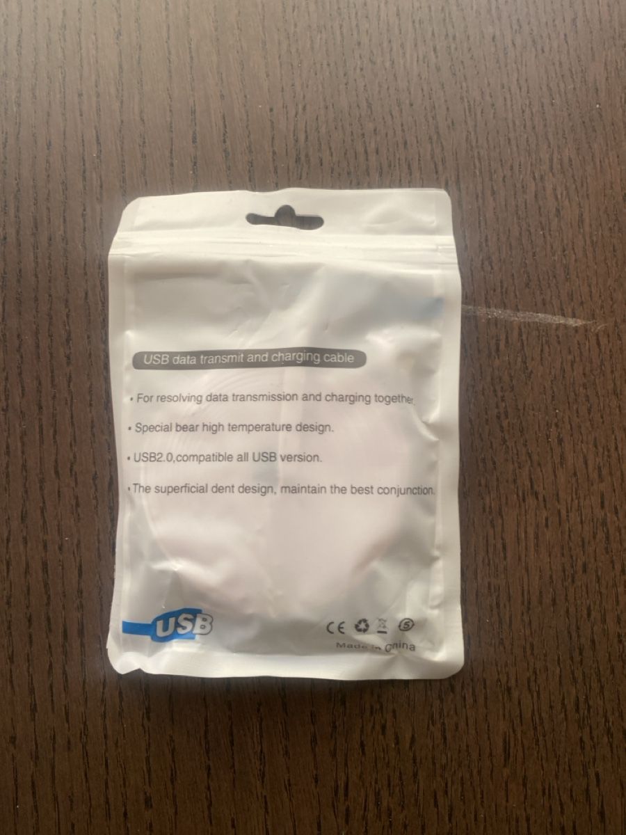 Apple Lecteurs & Adaptateurs: iPhone Charger  – Neuf (Voir description) à Füllinsdorf par vathana 1