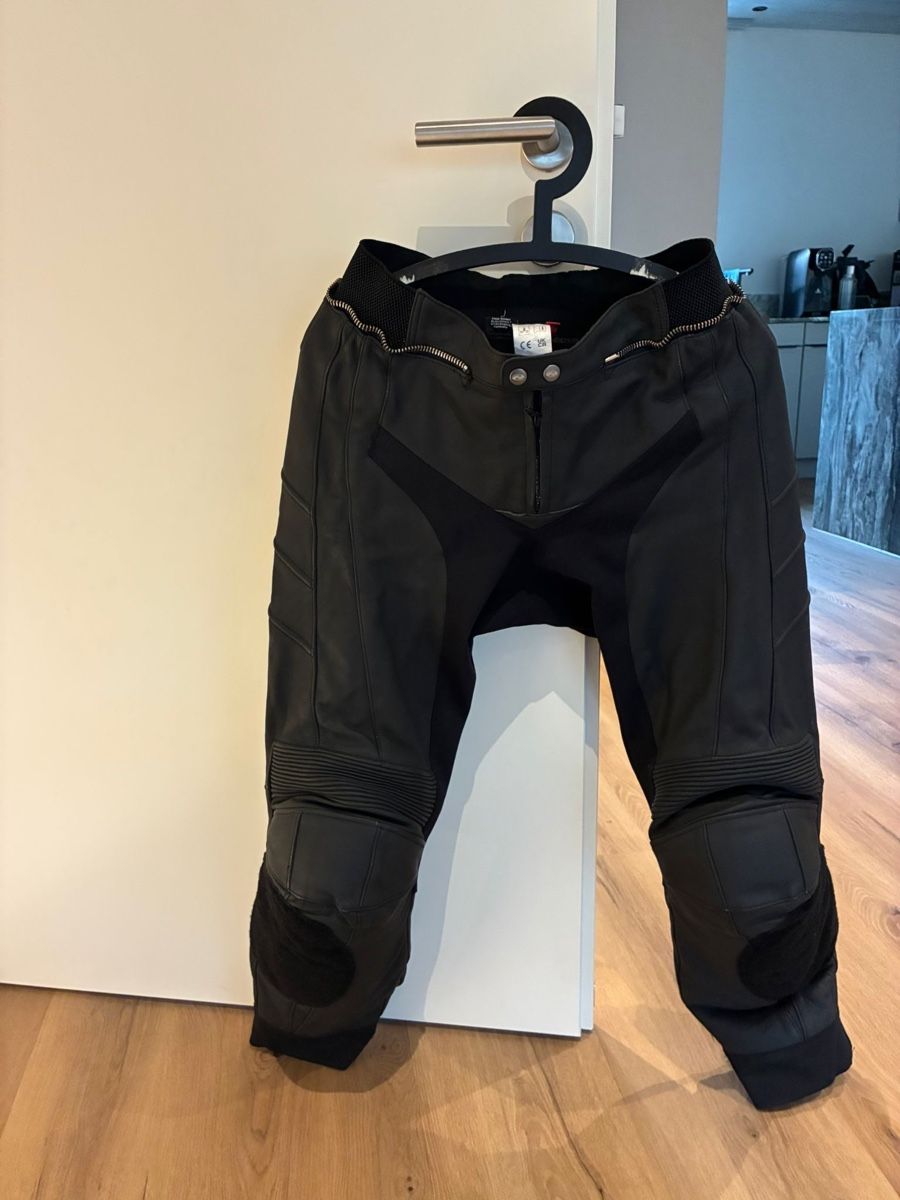 Held Completi: Motorradkombi Held Leder schwarz Grösse 52 – Usato da Widnau venduto da jessica020 2