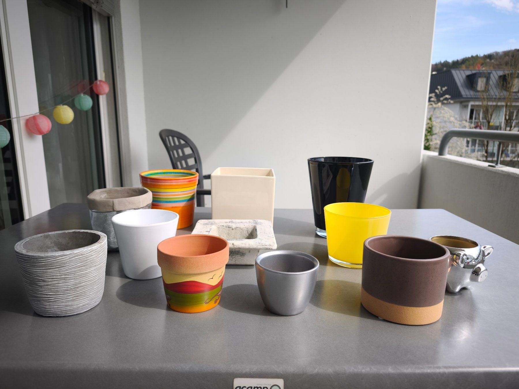 Vasi per fiori: Diverse Blumentöpfe - 12 Stück – Usato da Zürich venduto da Bluemex