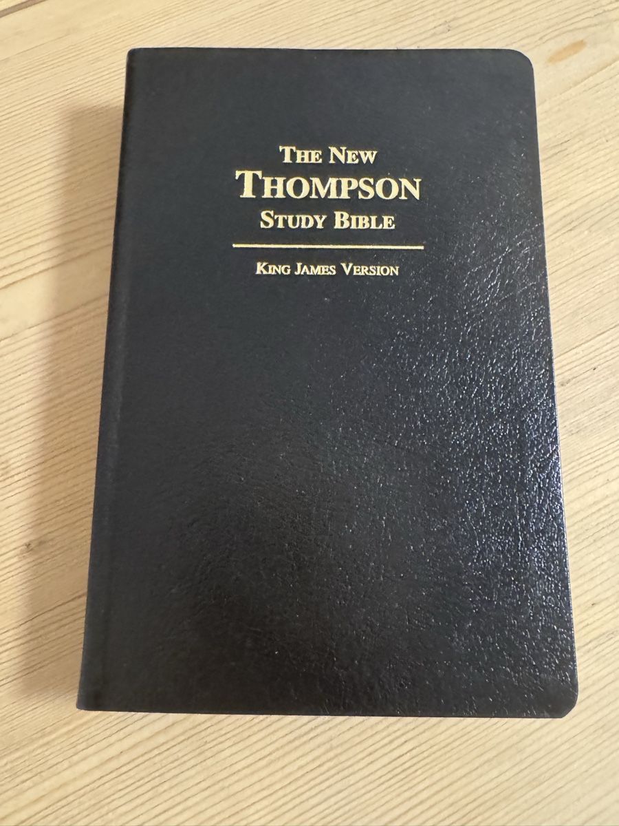 Bücher: KJV Bible King James Bibel englisch – Neu (gemäss Beschreibung) aus Emmenbrücke von Balmoral 1