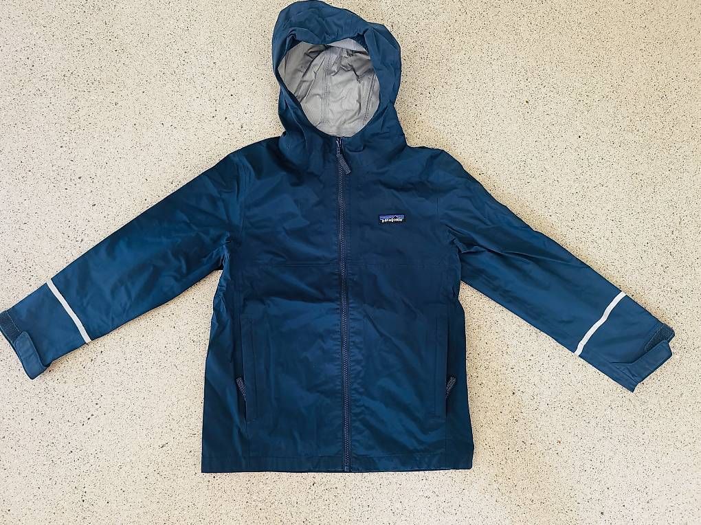 Patagonia Vestes & Manteaux: Regenjacke von Patagonia – D'occasion à Binningen par bebema