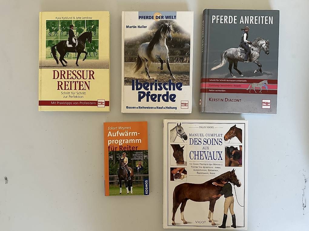 Libri: Pferdebücher – Usato da Muttenz venduto da Sonfekul