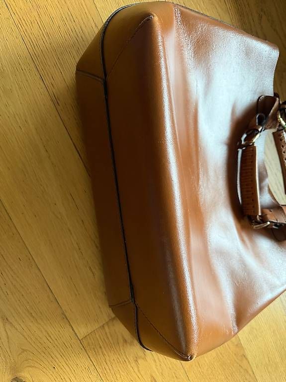 Taschen für Damen: Leather Bag - ZARA  – Gebraucht aus Wallisellen von Marij1986 1