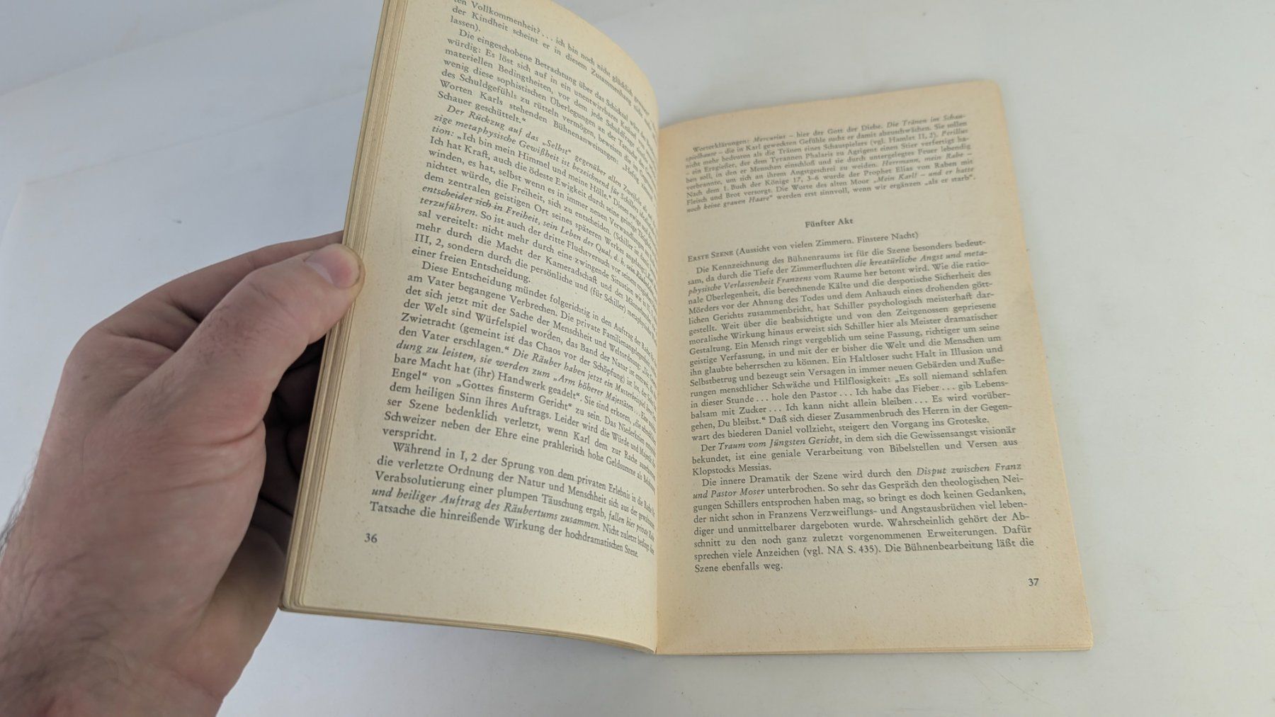 Bücher: Schiller Die Räuber – Drameninterpretation – Gebraucht aus Zürich von 1.Simon 4