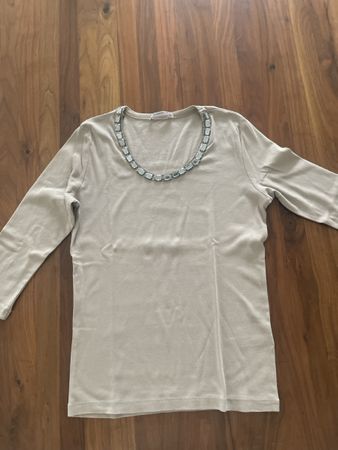 Langarmshirt beige Grösse M mit Steinchenbesatz