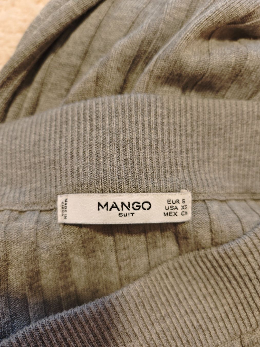 Mango Gonne: Ripp-Rock Lang Grau Gr. S von MANGO – Usato da Gunzgen venduto da 0Aurin0 2