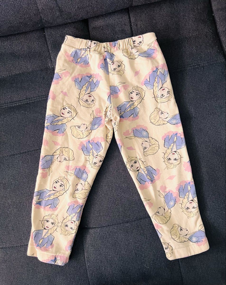 Pantaloni: Coole Frozen Hose und Pulli – Usato da Dietikon venduto da Laiijka 1