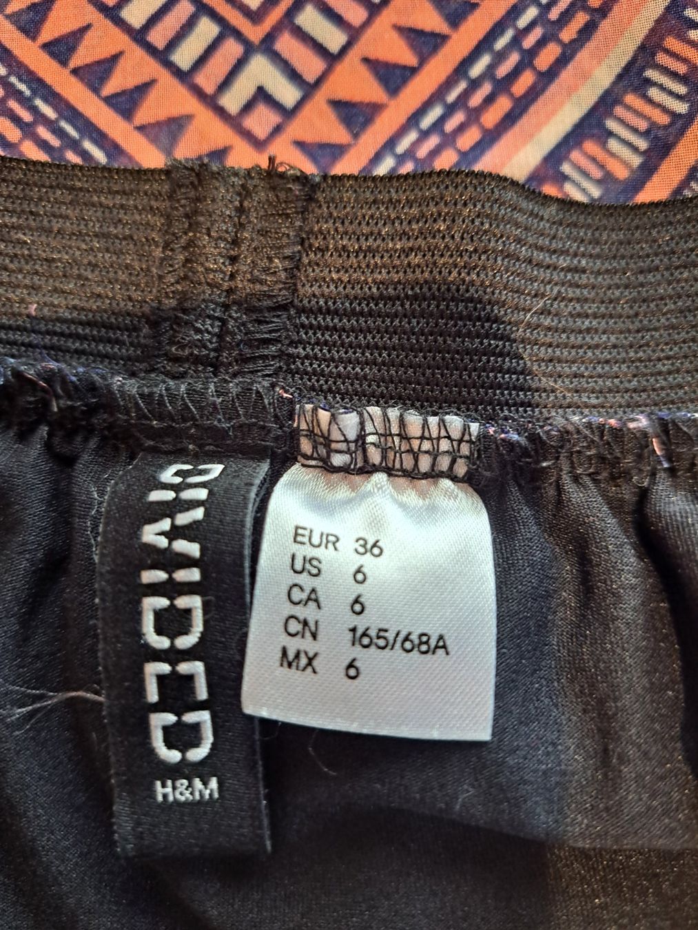 H&M Gonne: Maxi Sommerrock gemustert Grösse 36 – Nuovo (secondo la descrizione) da Rafz venduto da MuriFinn 4
