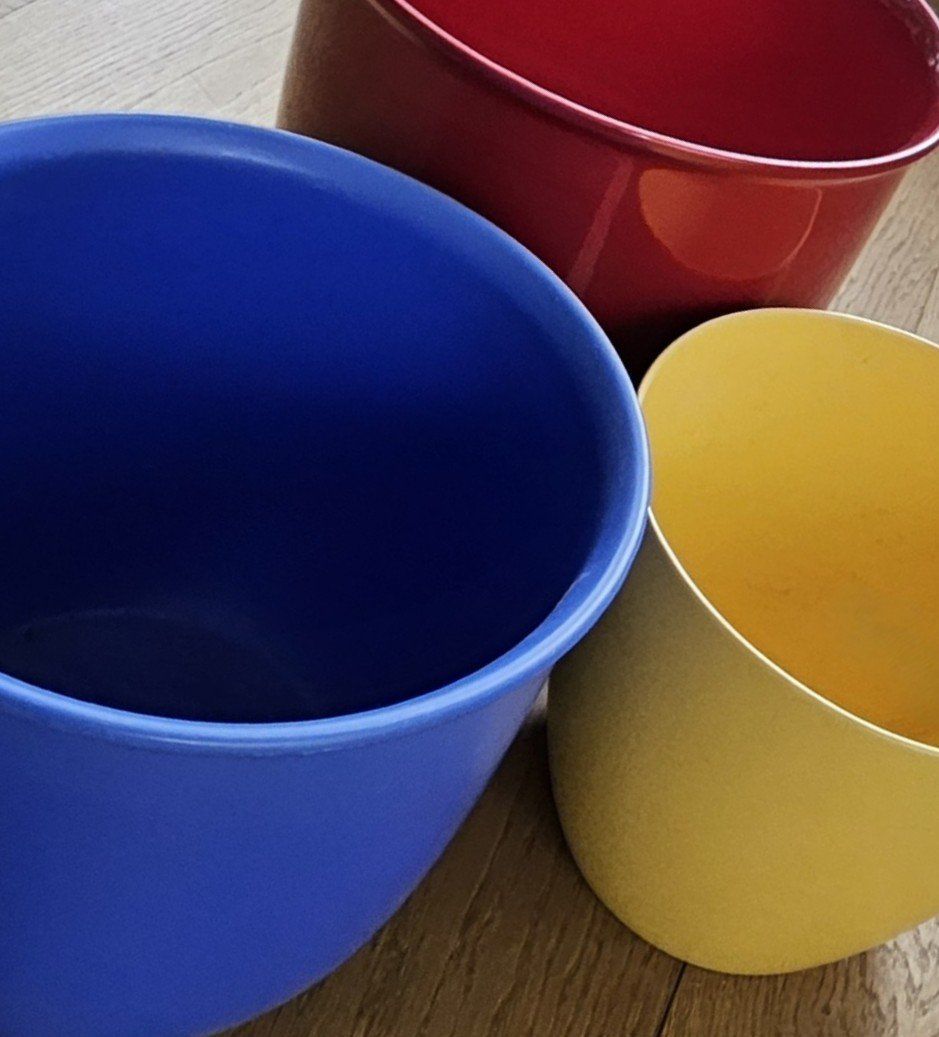 Vasi per fiori: Keramik Übertöpfe, div. Farben und Grössen – Usato da binningen venduto da clozi62 1