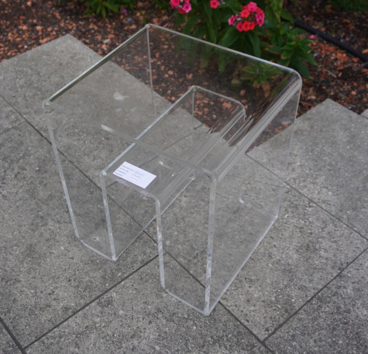 Tavoli: Vintage Plexiglas Beistelltisch MA369 – Usato da Basel venduto da B.W.B. 1