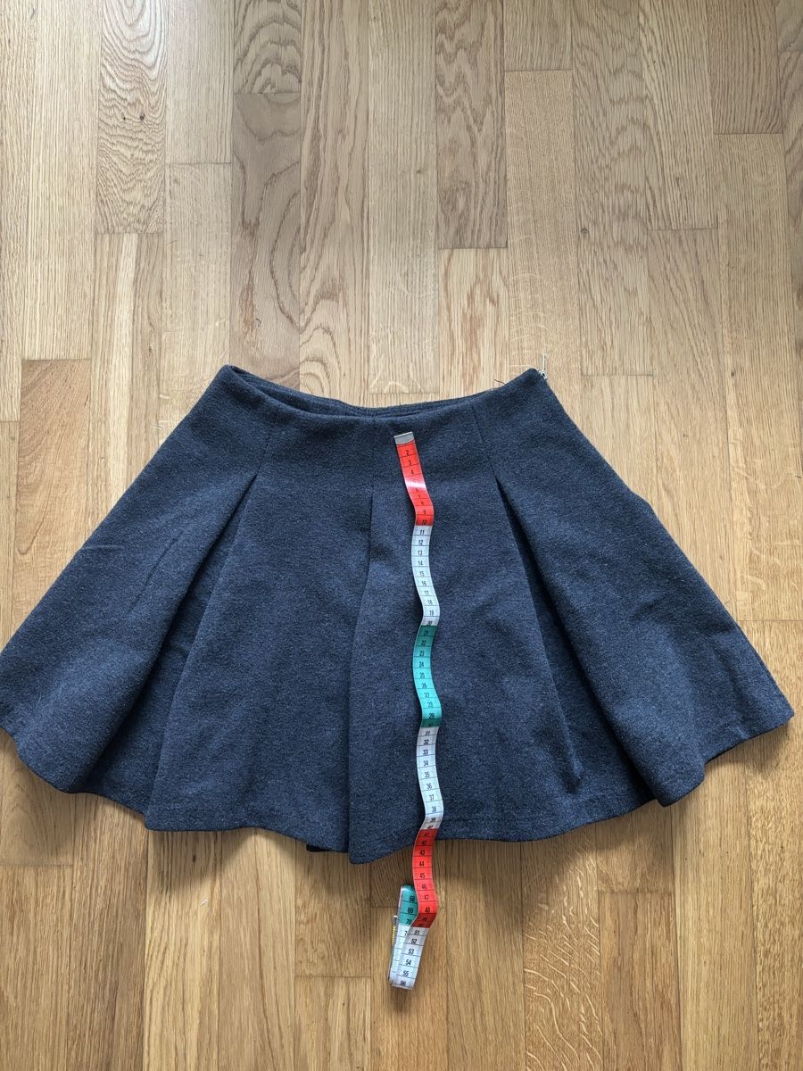 Zara Gonne: Zara Winter Skirt size S – Nuovo (secondo la descrizione) da Zürich venduto da lydia_l