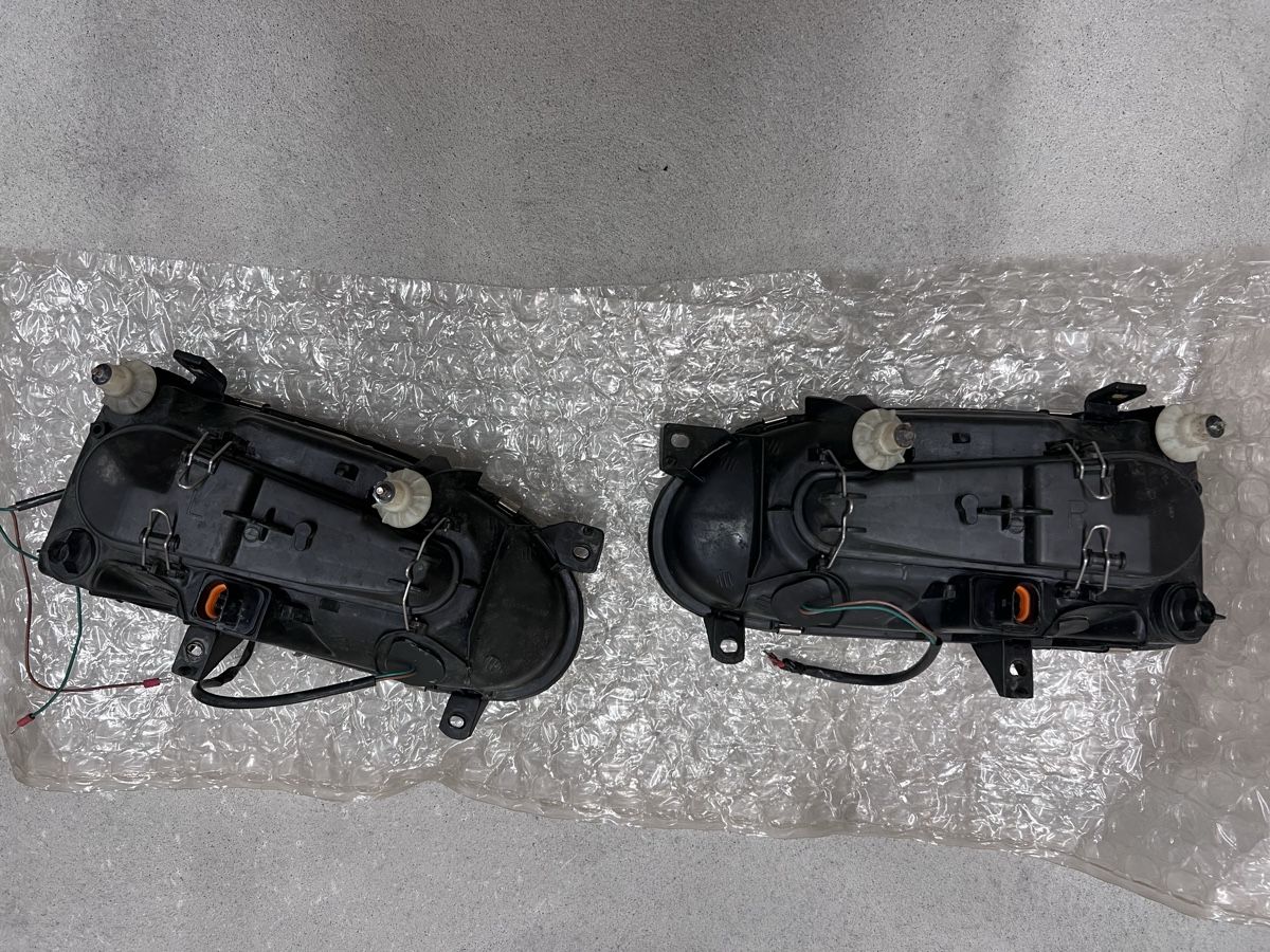 VW Alle Autoersatzteile: Scheinwerfer Set / Leuchten VW Golf 3 – Gebraucht aus Steffisburg von lovelyunique 1