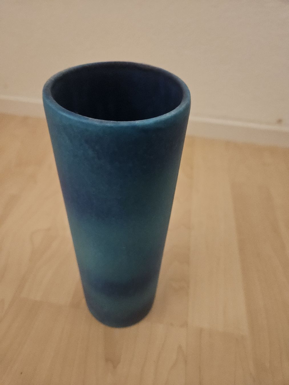 Vasi & Recipienti: Blaue Design-Vase, Blumenvase – Usato da Jonen venduto da Airspeed
