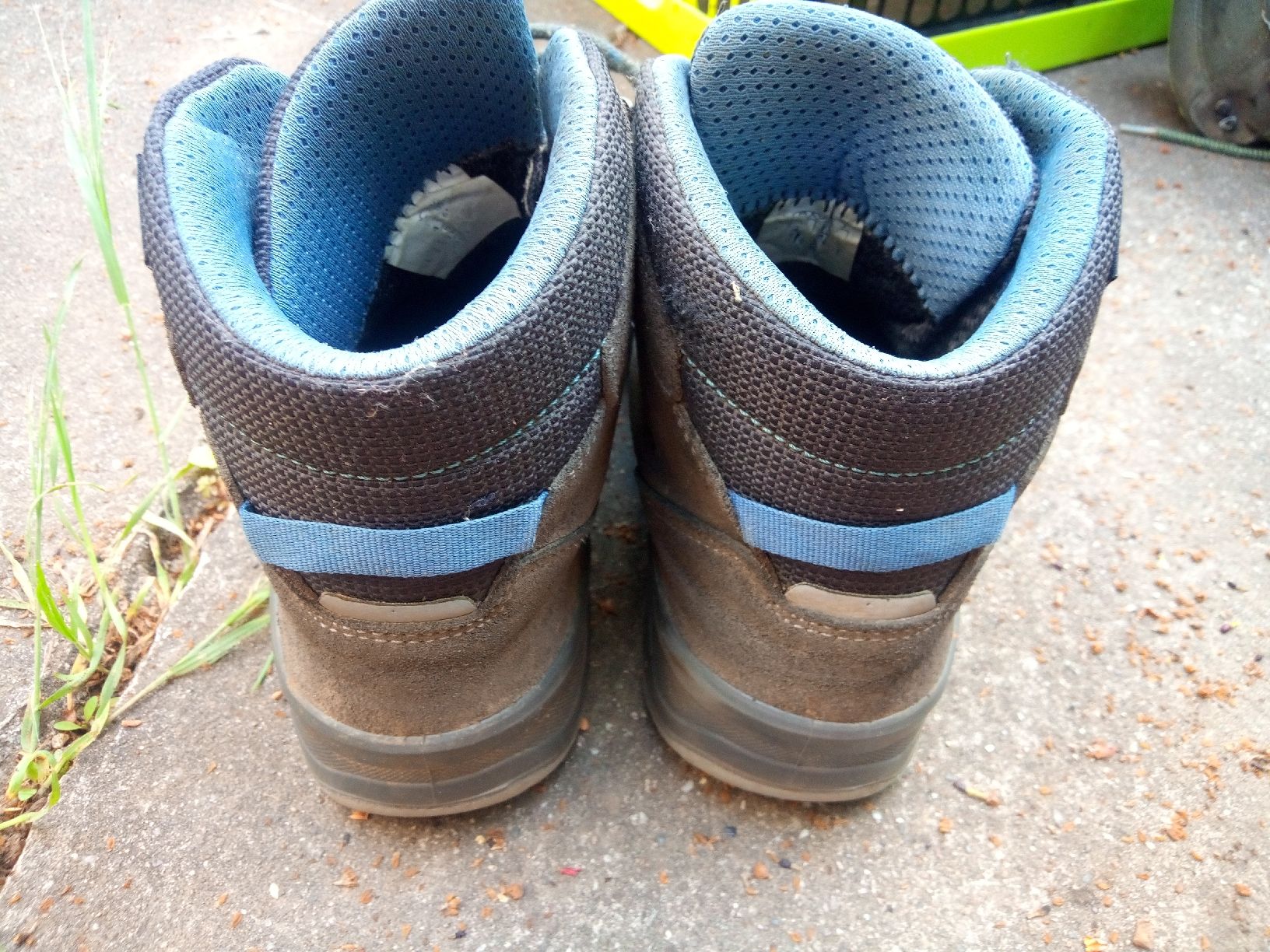 Lowa Scarpe per ragazzi: Lowa Wanderschuhe Kinder Gr. 38 – Usato da Liestal venduto da Debuschka 3