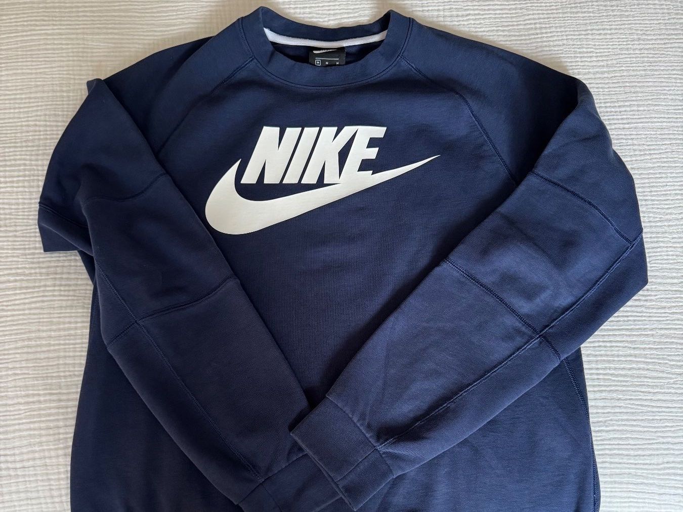 Nike Maglioni & Felpe: Nike Pulli Blau – Usato da Genève venduto da DavideSC