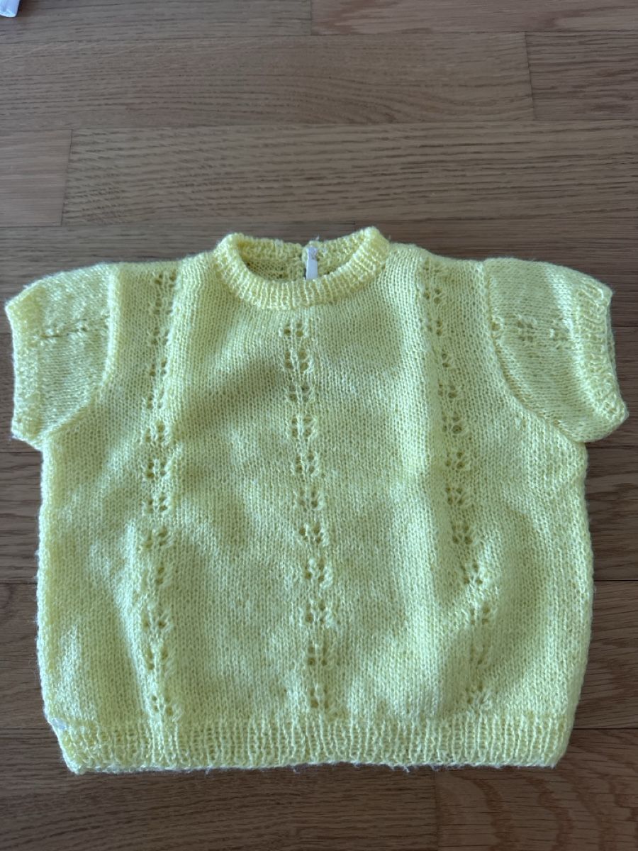 Camicie, T-shirt & Polo: Gestricktes Kinder-Oberteil Gr.80 – Usato da Dielsdorf venduto da nad_r69c