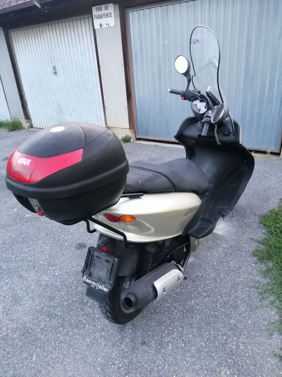 Yamaha Scooter: MBK YP 125 yamaha majesty  – Usato da Sierre venduto da agn_ww55 5