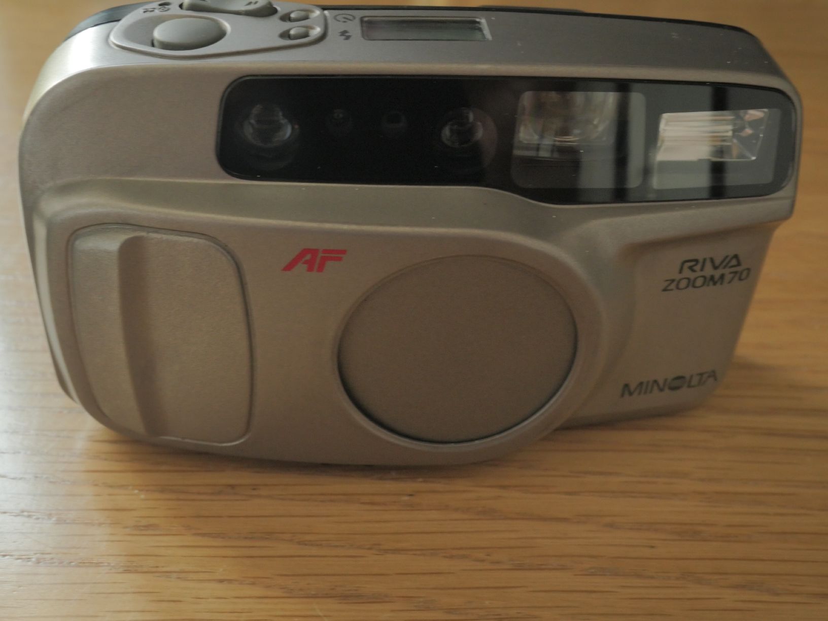 Minolta Appareil photo: Minolta Riva Zoom 70 AF – D'occasion à Neuchâtel par Carlosfmunoz 4