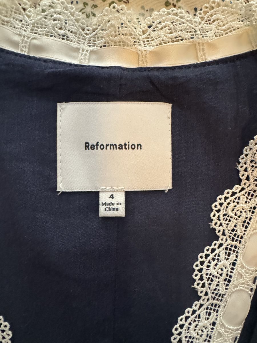 Reformation Tops: Reformation top – Neu (gemäss Beschreibung) aus Aarau Rohr von ash_m7hq 2