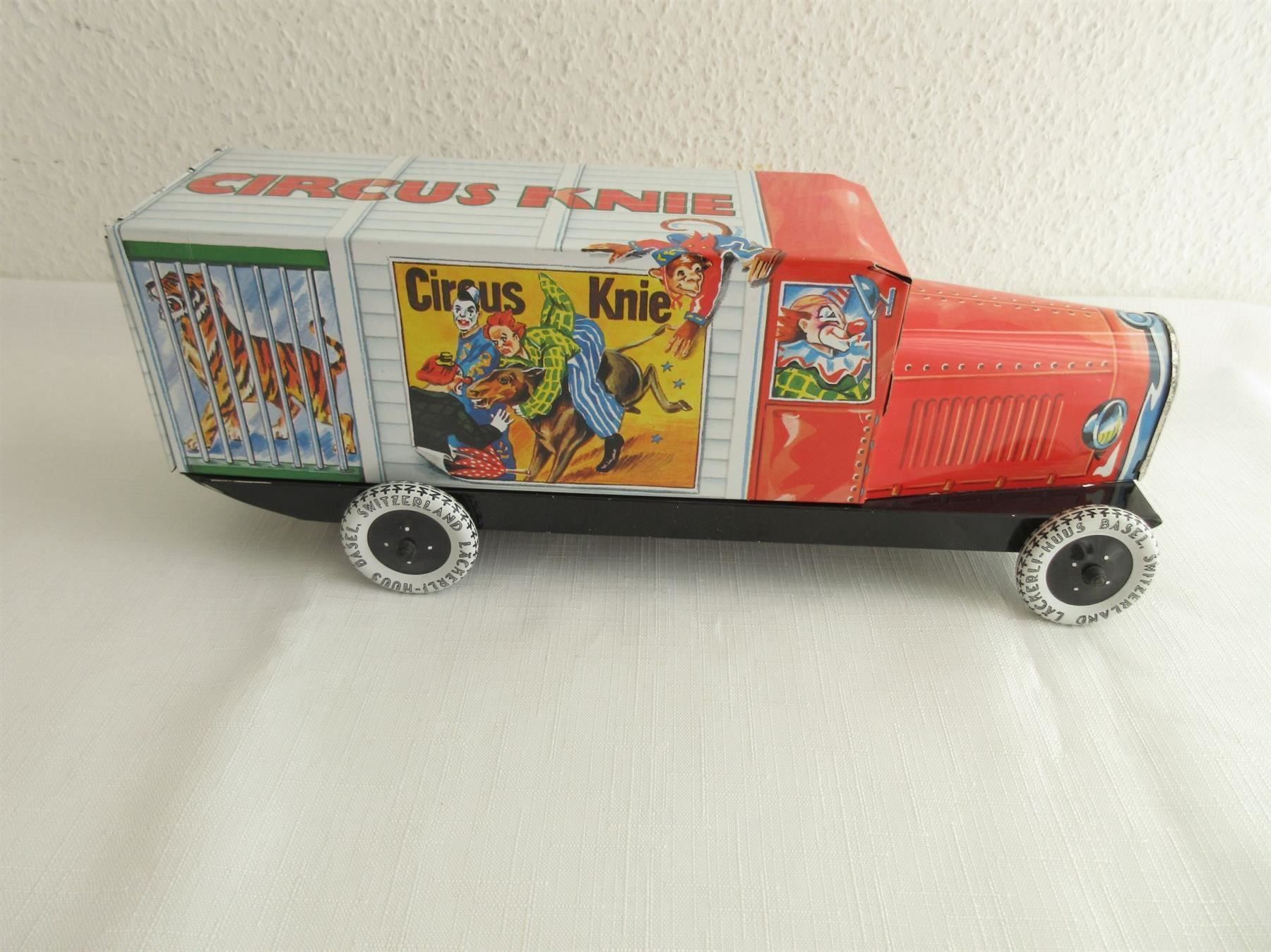 Modellini d'auto: Blechauto Zirkus Knie Läckerli Huus – Usato da Binningen venduto da Oldfashion 2