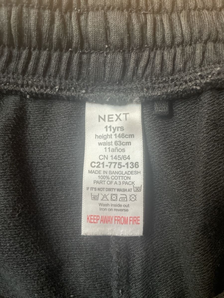 Pantalons: Kurze Hose  – Neuf (Voir description) à Unterseen par Panini56 2