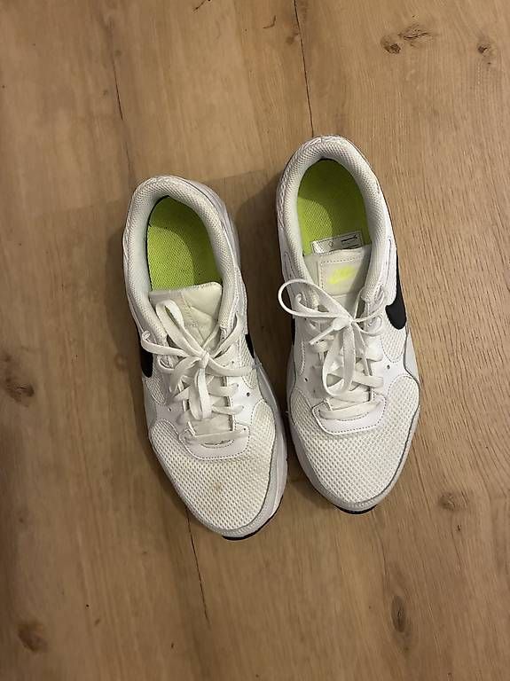 Nike Scarpe da uomo: Nike schuhe – Usato da Cham venduto da Salome97pl