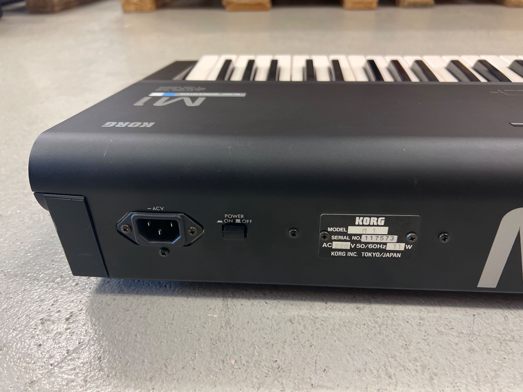 Musikinstrumente: Korg M1 Synthesizer Music Wirkstation – Gebraucht aus Dietikon von  2