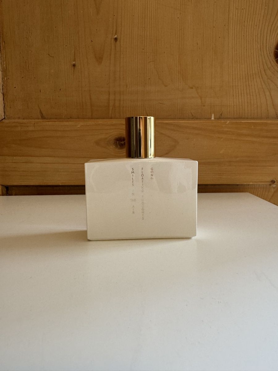 Floraïku Profumi & Eau de Toilette: Floraiku "Gong" Parfum 50 ml – Usato da Chur venduto da maralisabuchli 1