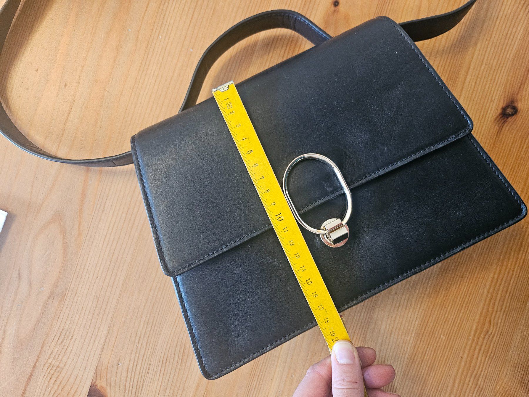 Cos Borse da donna: Handtasche COS Leder – Usato da Flüelen venduto da fabiablip 7
