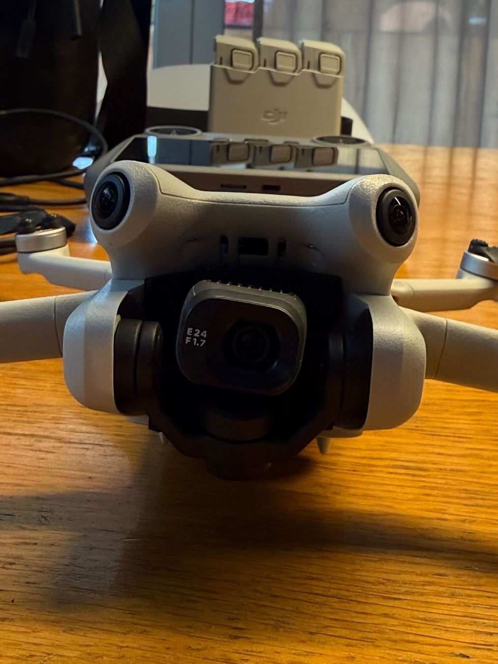 DJI RC Kits de montage: DJI Mini 4Pro Fly More Combo+Weitwinkelobjektiv+ND-Filterset – Neuf (Voir description) à Rupperswil par D.Vergara 4