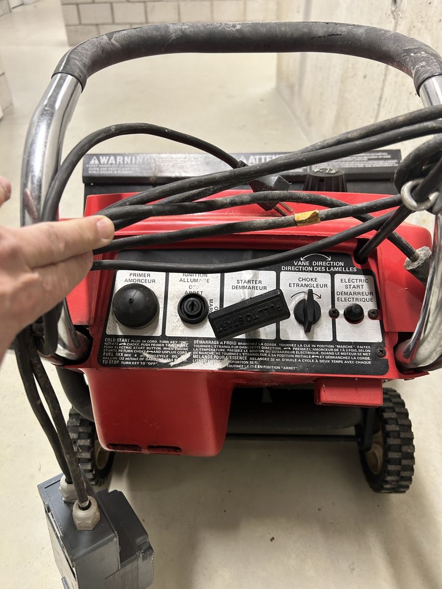 Toro Tutte le macchine: Toro S-620 Elektro Schneefräse – Usato da Zürich venduto da jasmin011 4