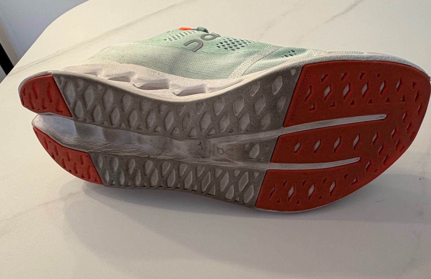 On Scarpe da uomo: ON CloudSurfer Herenschuhe mint Grösse 45 EU – Usato da Brunnen venduto da ric_7gxl 3