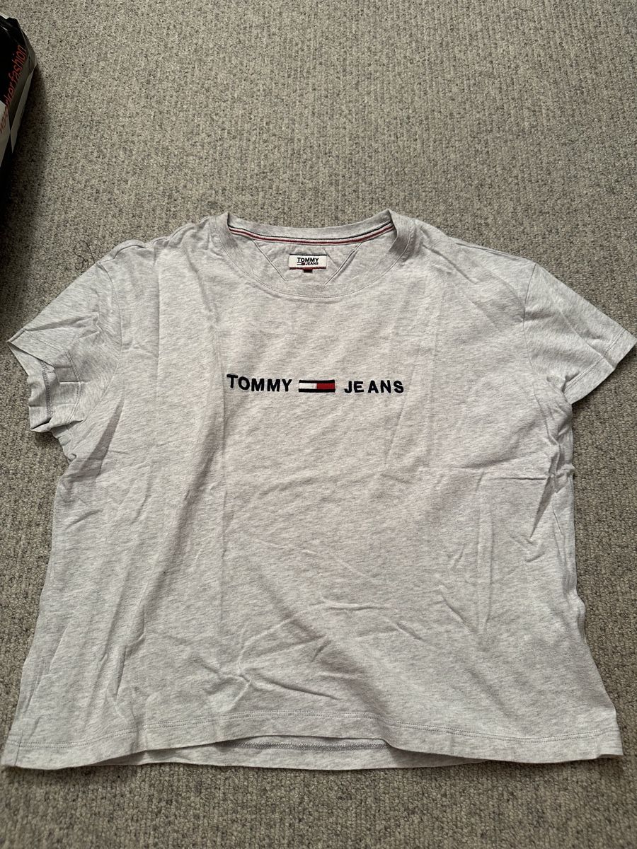 Tommy Hilfiger T-shirt: TOMMY JEANS T-SHIRT – Usato da Richterswil venduto da Tamtamgirl2