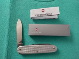 Soldatenmesser Vitorinox Jg 06