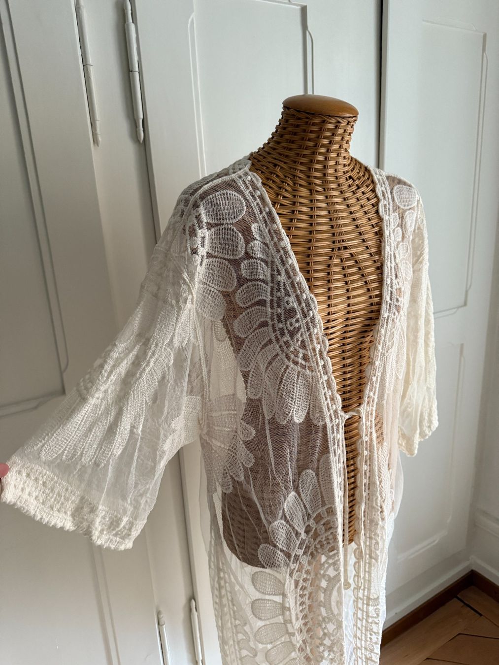 Vestes: Hippie Boho Spitzenjäckchen offweiss M – D'occasion à Zürich par Diazaio 1