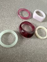 5 Ringe, verschiedene Farben und Formen