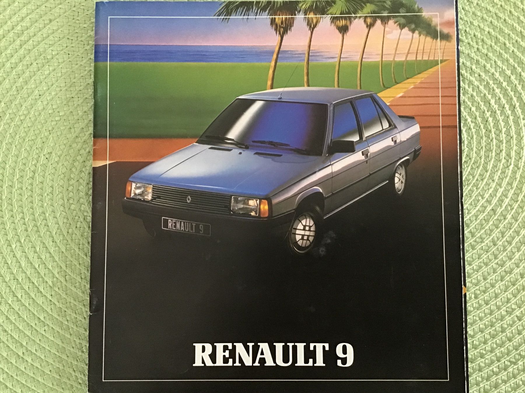 Renault Documenti: Renault 9 Verkaufsprospekt 36 Seiten – Usato da Scherzingen venduto da Starseller62