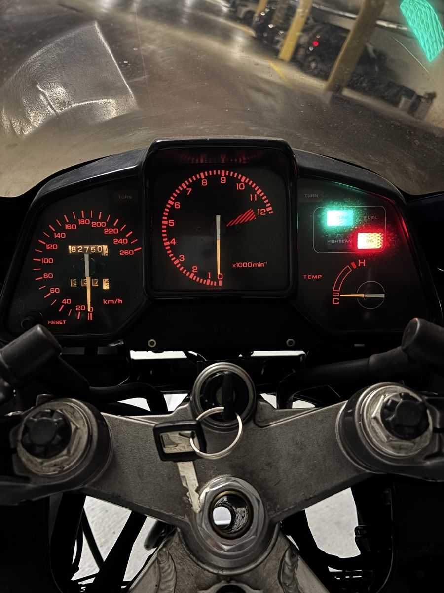 Honda Strada: Honda VFR 750 – Usato da Glattfelden venduto da Lektrolion 4
