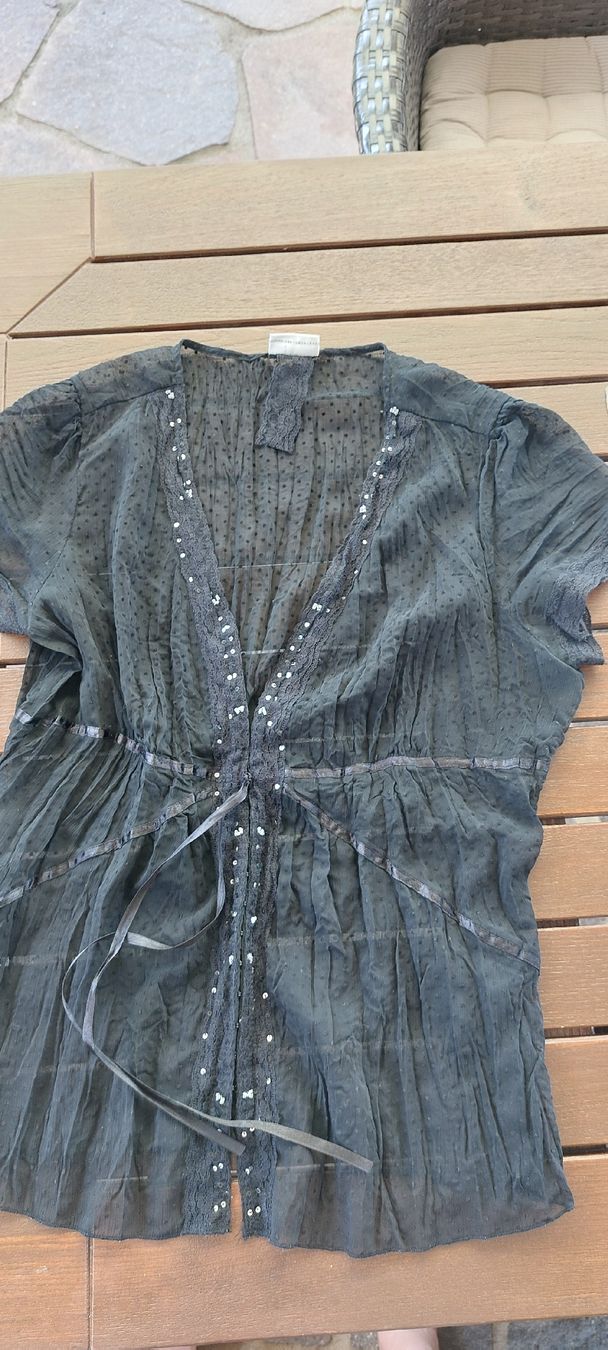 Blusen: Damen Sommerbluse – Gebraucht aus Sarmenstorf von Puschi