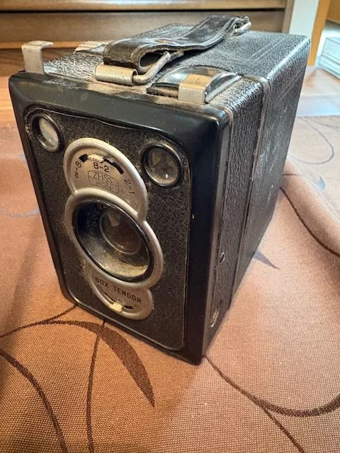 Zeiss Fotocamera: Fotokamera Box Tengor – Usato da Wilen b. Wollerau venduto da alabama130506 2