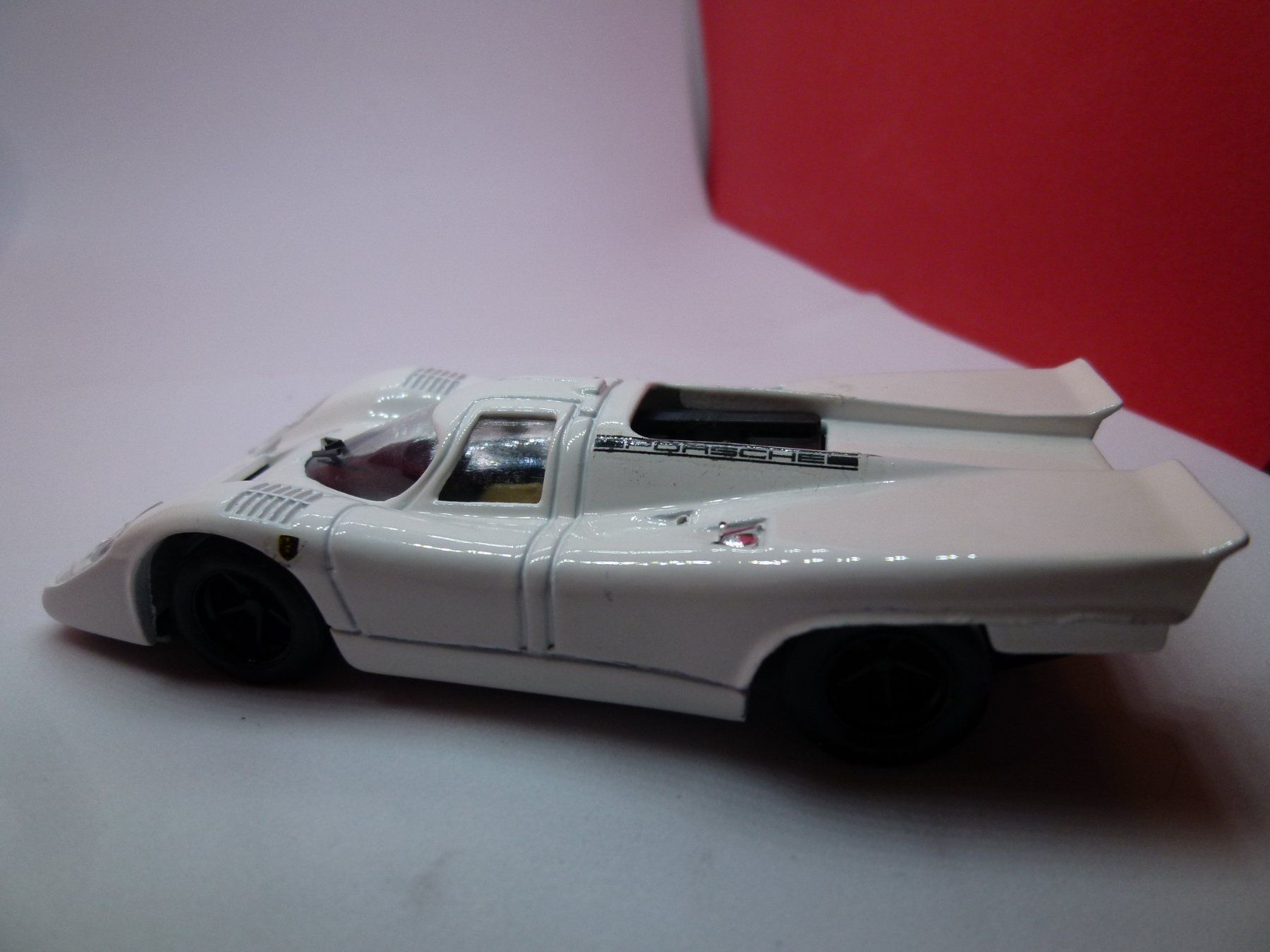 Porsche Modellini d'auto: Porsche 917 - altes Modell von Brumm - weiss – Usato da Reiden venduto da Aston2 1