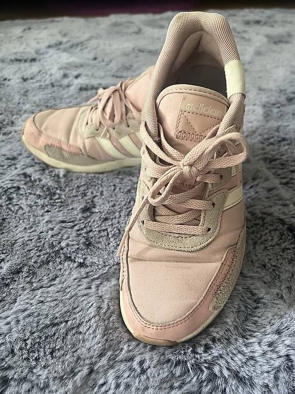Scarpe da donna: ADIDAS WOMEN 36 2/3 – Usato da Zürich venduto da szilikriszta 1