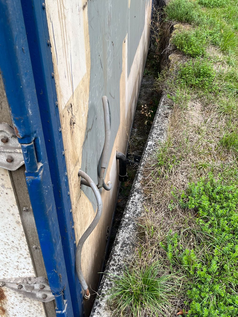 Conteneurs de construction: Bürocontainer Seecontainer WC Dusche Container Baucontainer – D'occasion à Giswil par harw 4
