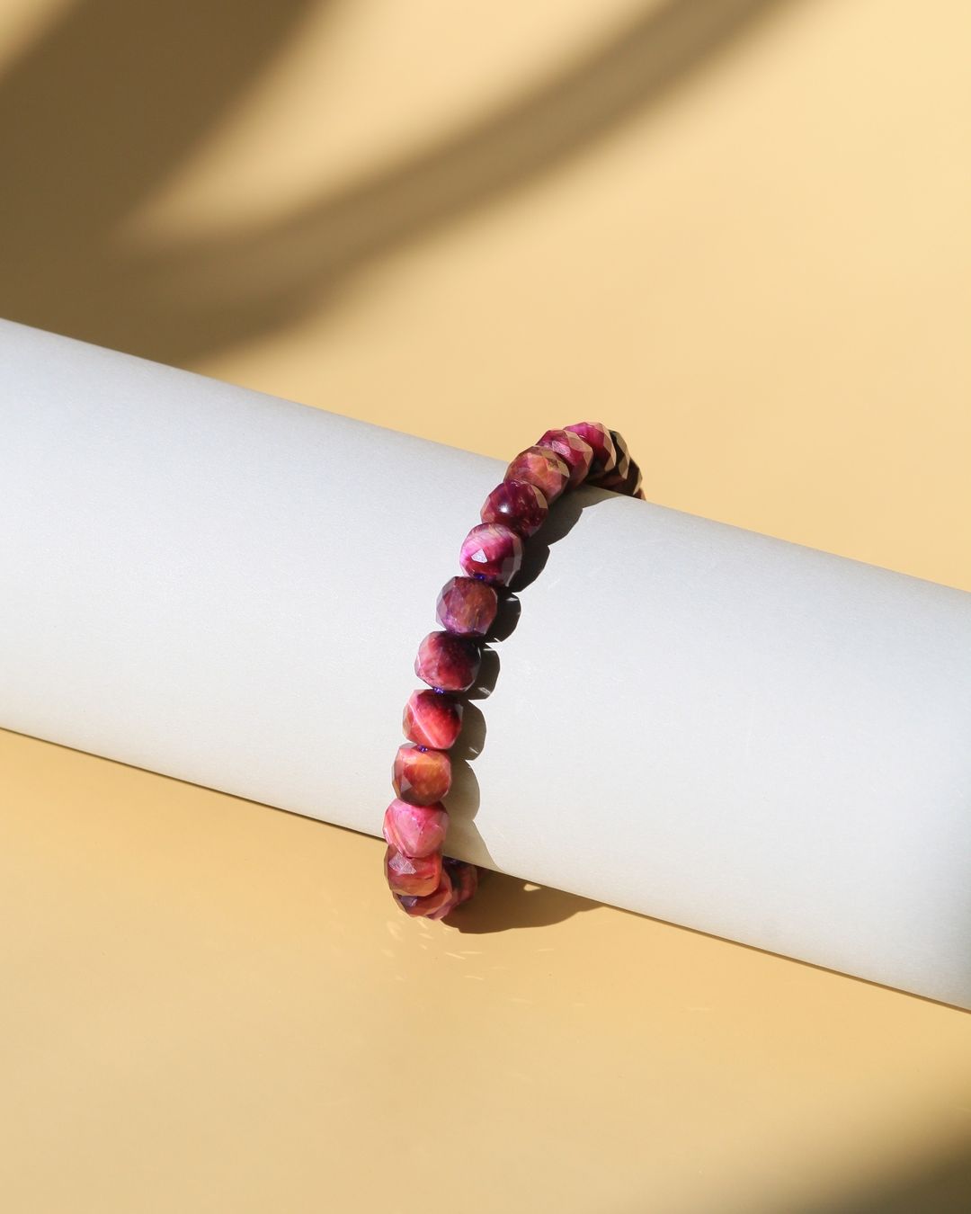 Bracciali & Braccialetti: Lila Tigerauge Armband – Nuovo e nell'imballaggio originale da Schindellegi venduto da MoonAmber.schmuck 1