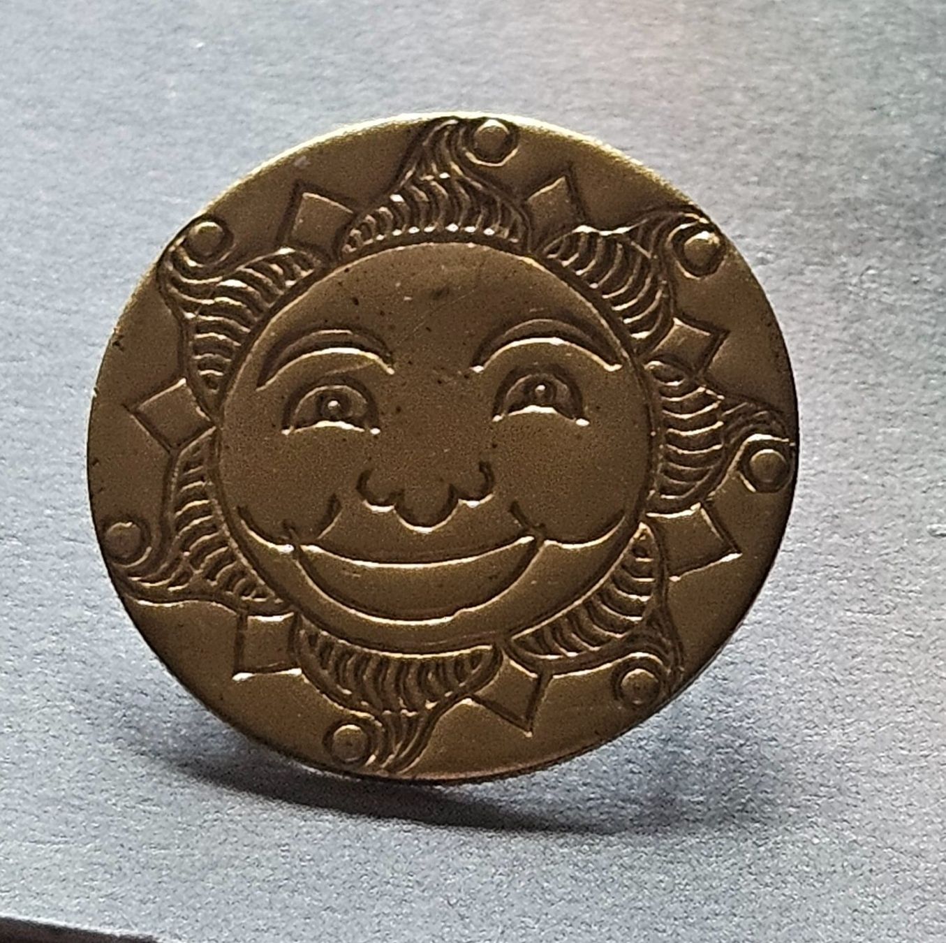 Spille & Fermagli: Ansteckbrosche,  Sonne – Usato da Uster venduto da Sonnenblume212